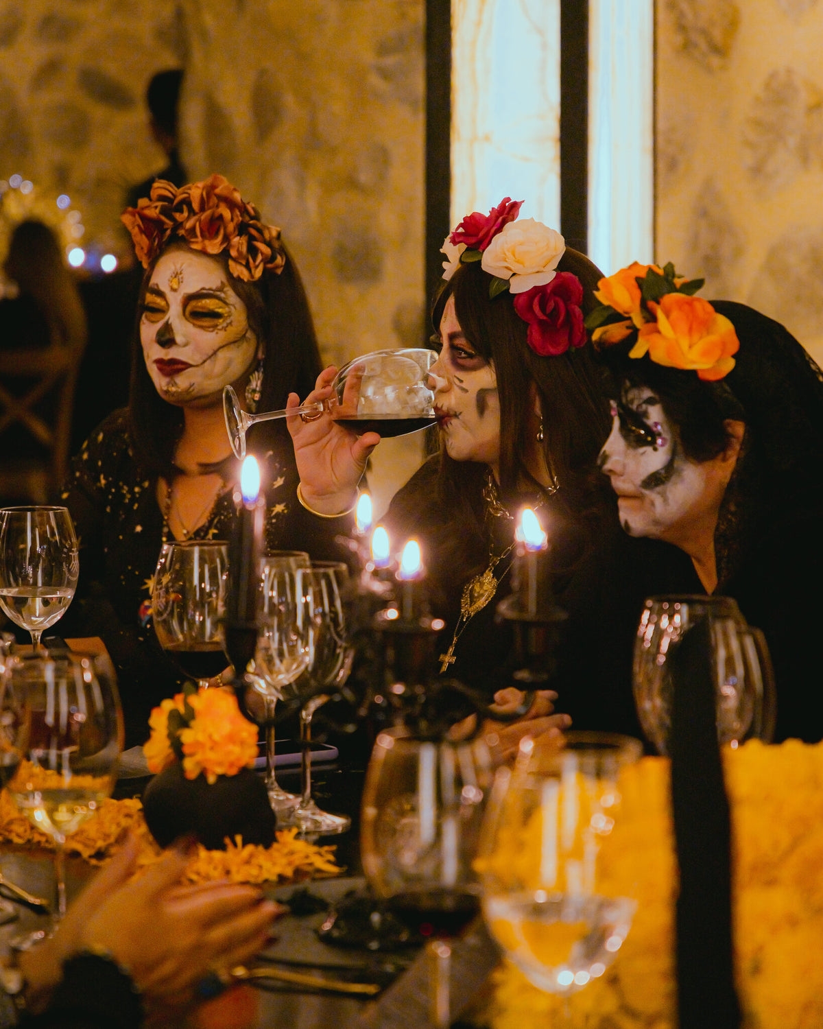 ENTRE VINOS Y MUERTOS – 6TA EDICIÓN